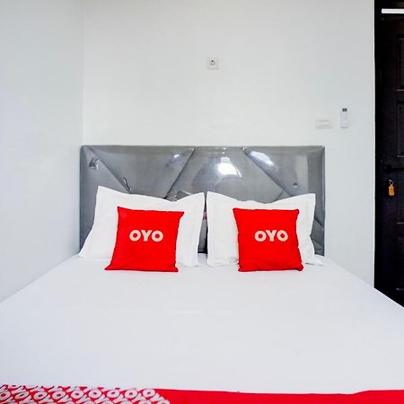 Capital O 94254 Dental Inn Μπάντα Άτσεχ Εξωτερικό φωτογραφία
