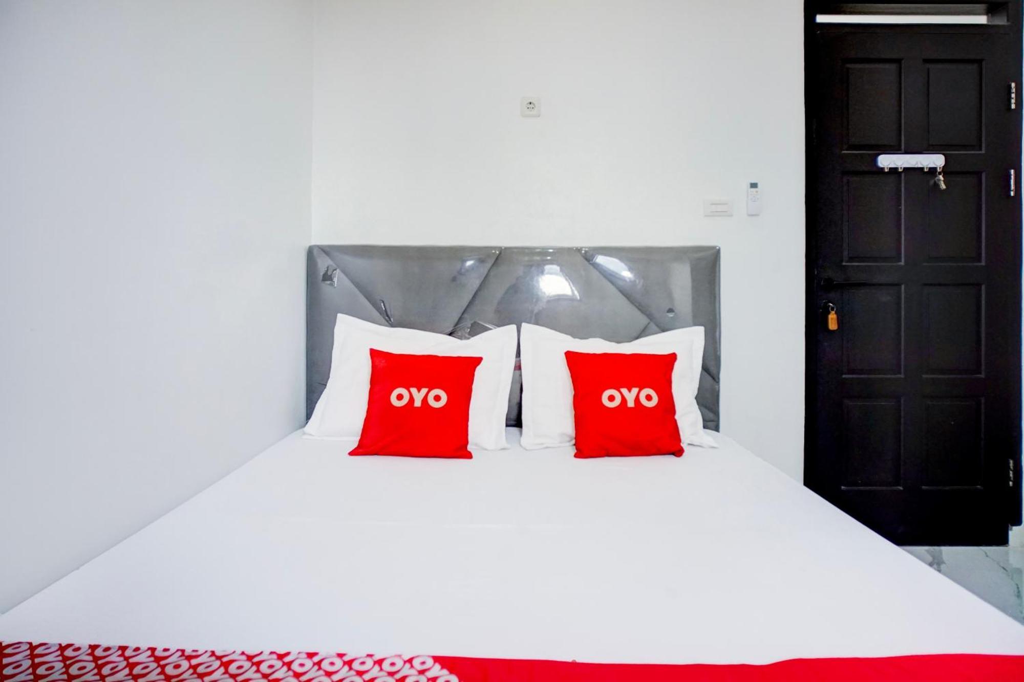 Capital O 94254 Dental Inn Μπάντα Άτσεχ Εξωτερικό φωτογραφία