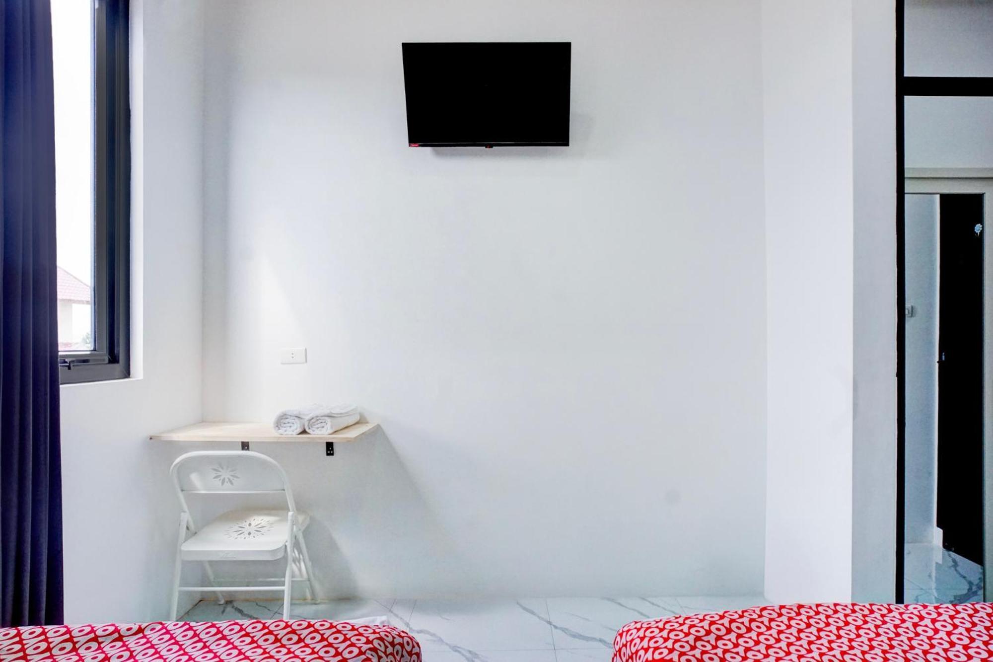 Capital O 94254 Dental Inn Μπάντα Άτσεχ Εξωτερικό φωτογραφία